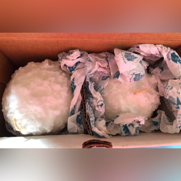 Partylite 3” Snowball Candle Pair.. Discontinued